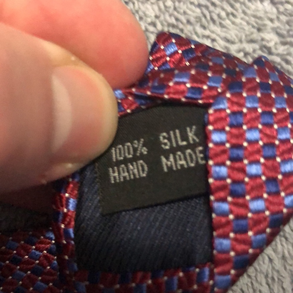 tie - Picture 4 of 4